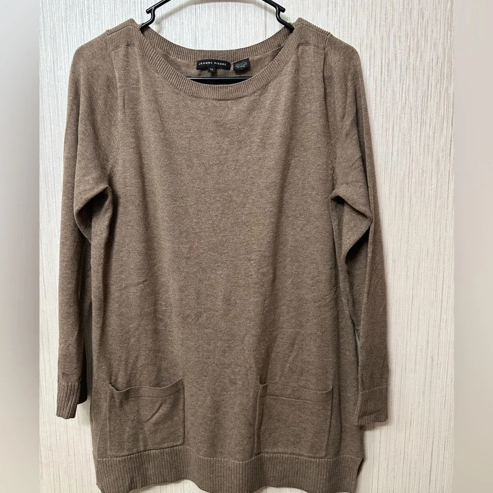JEANNE PIERRE‎  Women's M Boat Neck Sweater Top , 2 Front Pockets